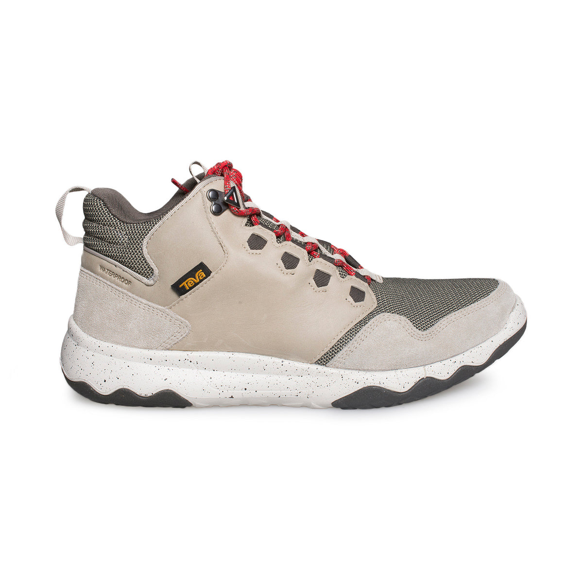 teva arrowood riva mid wp boots