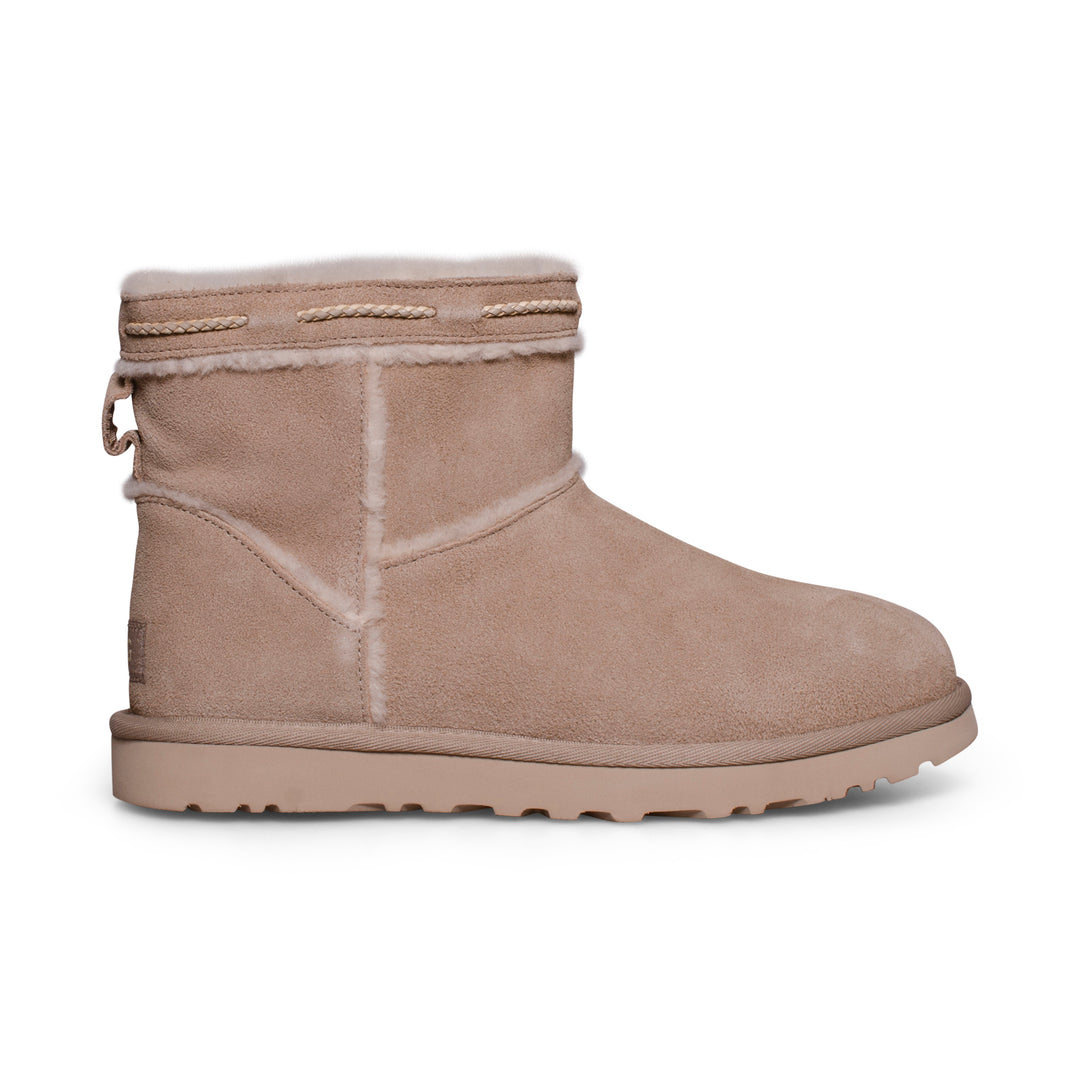 UGG – MyCozyBoots