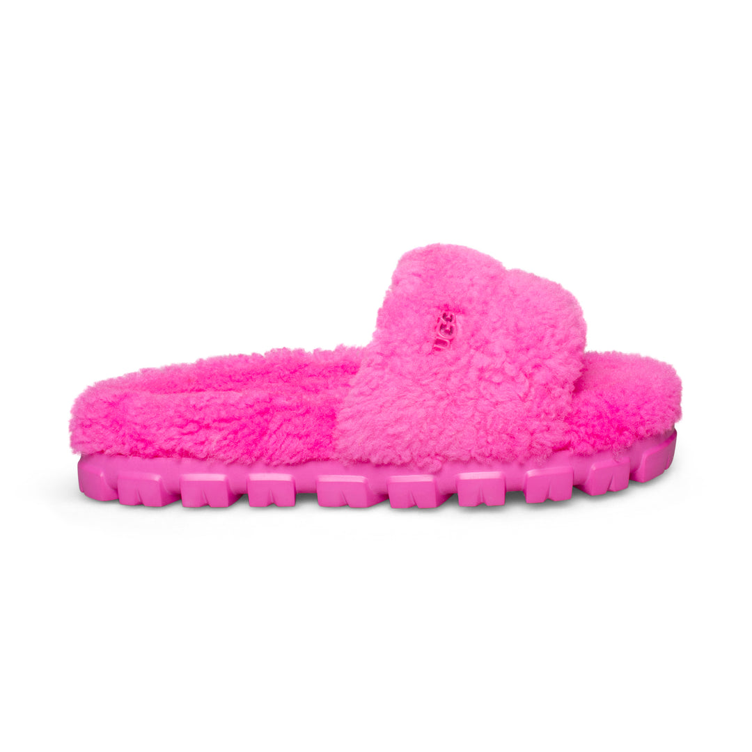 UGG Women’s Cozetta newest Curly Slipper.