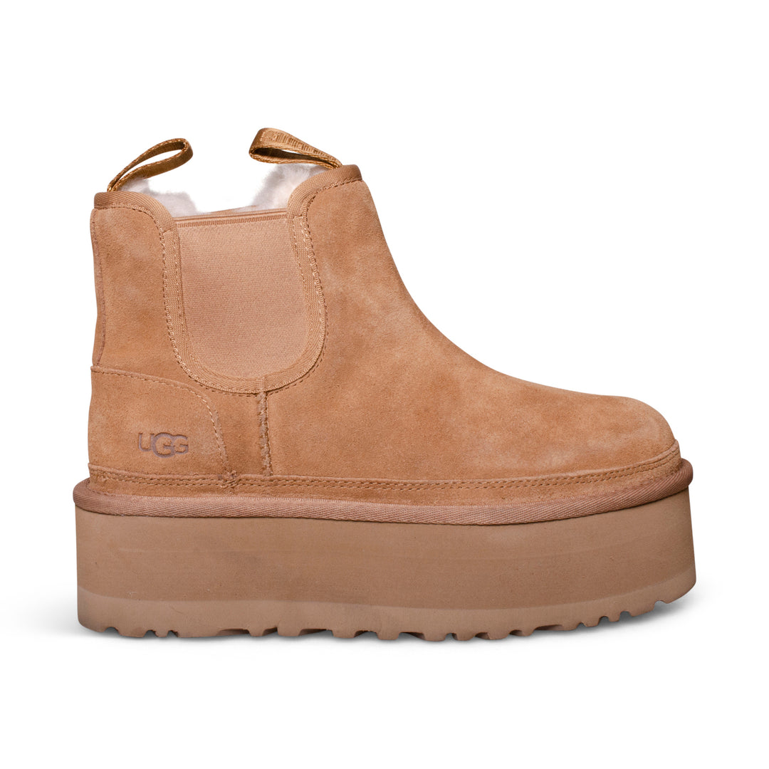 靴 UGG Neumel Platform Chelsea Boot 3250 UGG Neumel Platform Chelsea Chestnut Boots - Women's