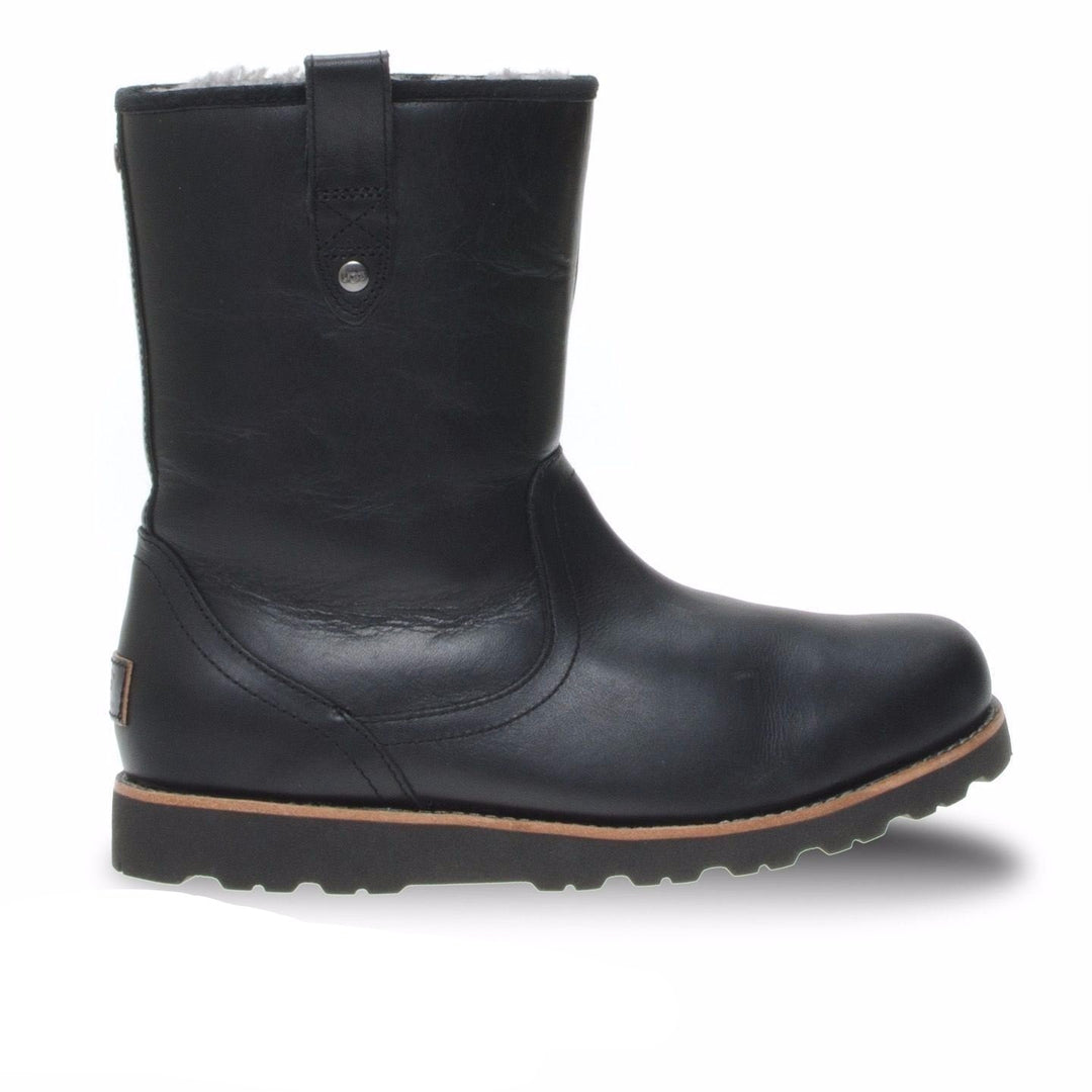 UGG Stoneman Black Boots – MyCozyBoots
